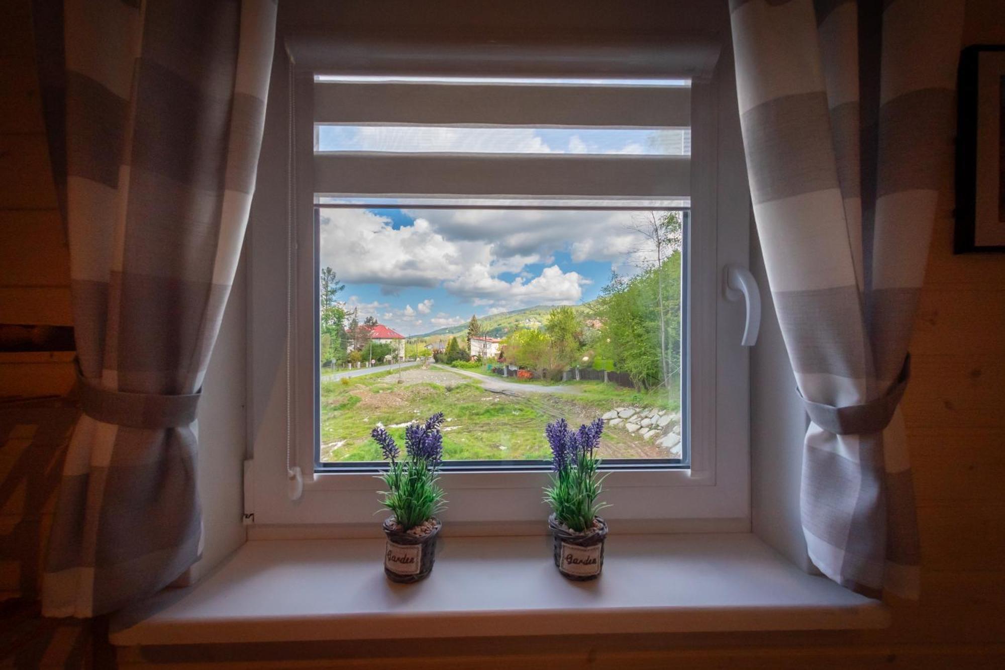 Domki U Sosny - Nowoczesne Domki Na Wylacznosc, Spokojna Okolica Blisko Lasu I Szlaku, 1,2 Km Od Centrum Brennej Brenna Exterior photo